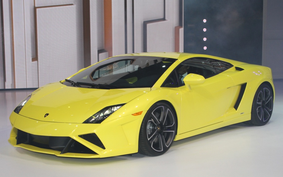 Name:  Lamborghini-Gallardo-LP-560-4-front-three-quarters.jpg
Views: 3880
Size:  127.5 KB