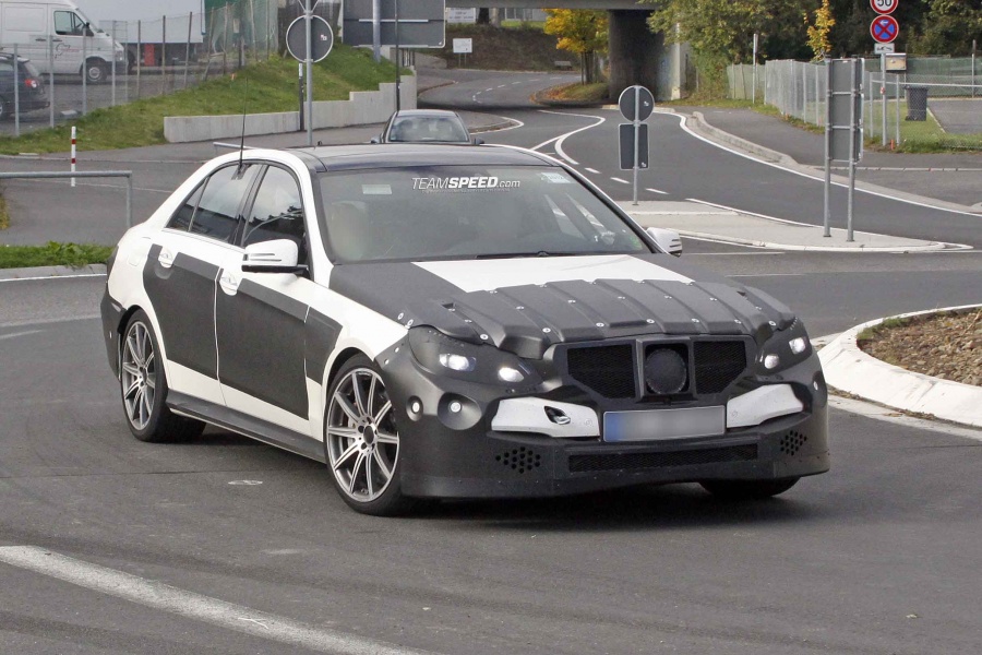 Name:  Mercedes E63 AMG Facelift 002.jpg
Views: 919
Size:  205.2 KB