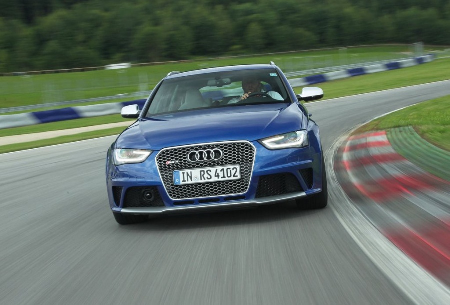 Name:  Audi-RS4_Avant_2013_1024x768_wallpaper_38.jpg
Views: 2545
Size:  150.0 KB