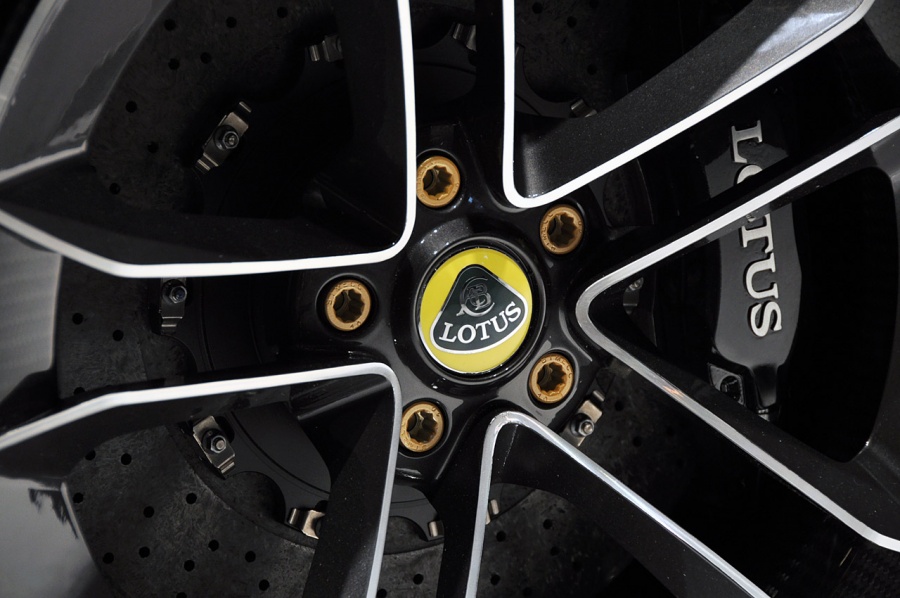 Name:  The-New-2013-Lotus-Esprit-17.jpg
Views: 1711
Size:  156.6 KB