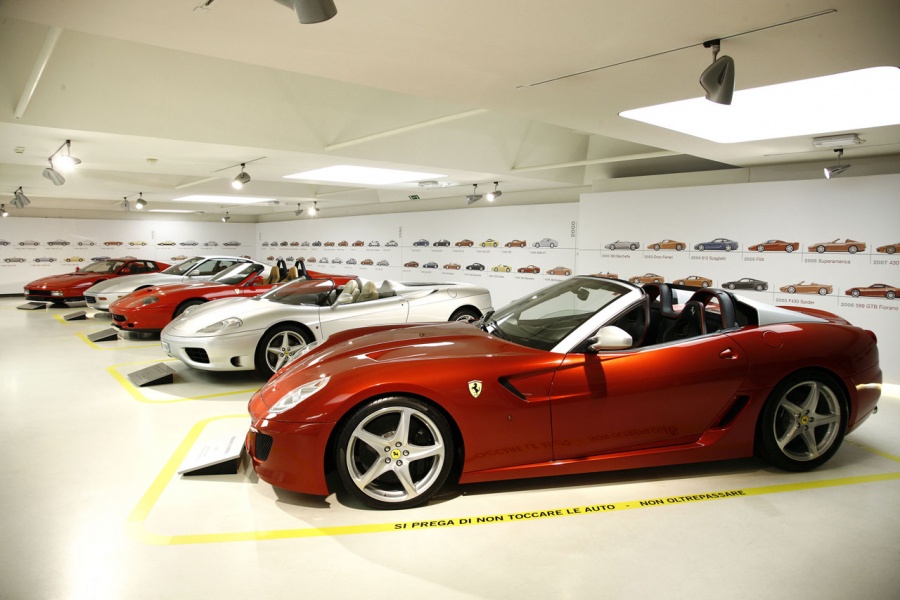 Name:  07ferraripininexhib.jpg
Views: 2316
Size:  154.3 KB