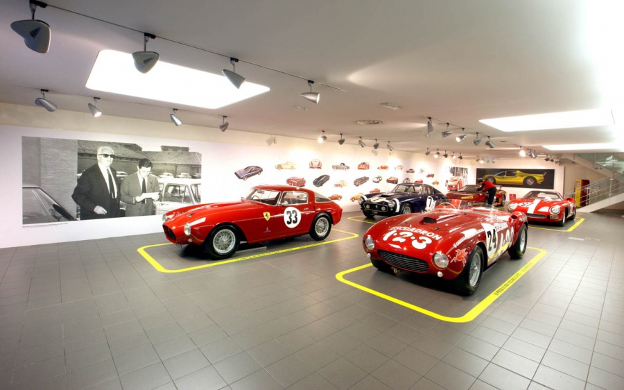 Name:  01ferraripininexhib.jpg
Views: 1260
Size:  150.1 KB