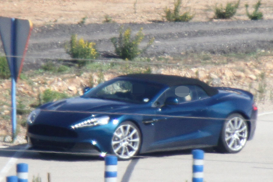 Name:  Erlkoenig-Aston-Martin-Vanquish-Roadster-19-fotoshowImageNew-4d5382ca-643210.jpg
Views: 835
Size:  93.5 KB