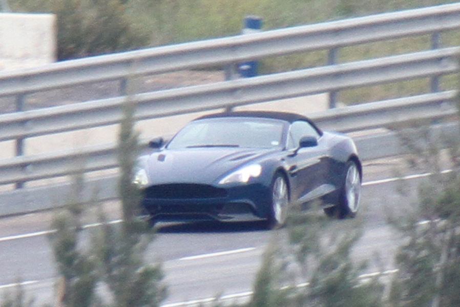 Name:  Erlkoenig-Aston-Martin-Vanquish-Roadster-19-fotoshowImageNew-93cd4e73-643201.jpg
Views: 906
Size:  85.0 KB