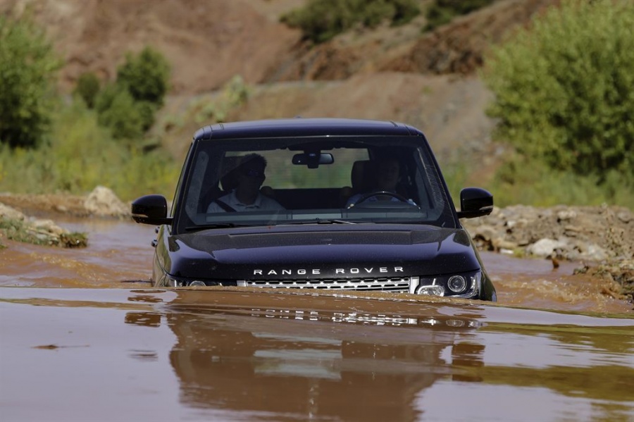 Name:  RR_RR_13MY_Off-Road_Morocco_16_LowRes.jpg
Views: 361
Size:  143.1 KB