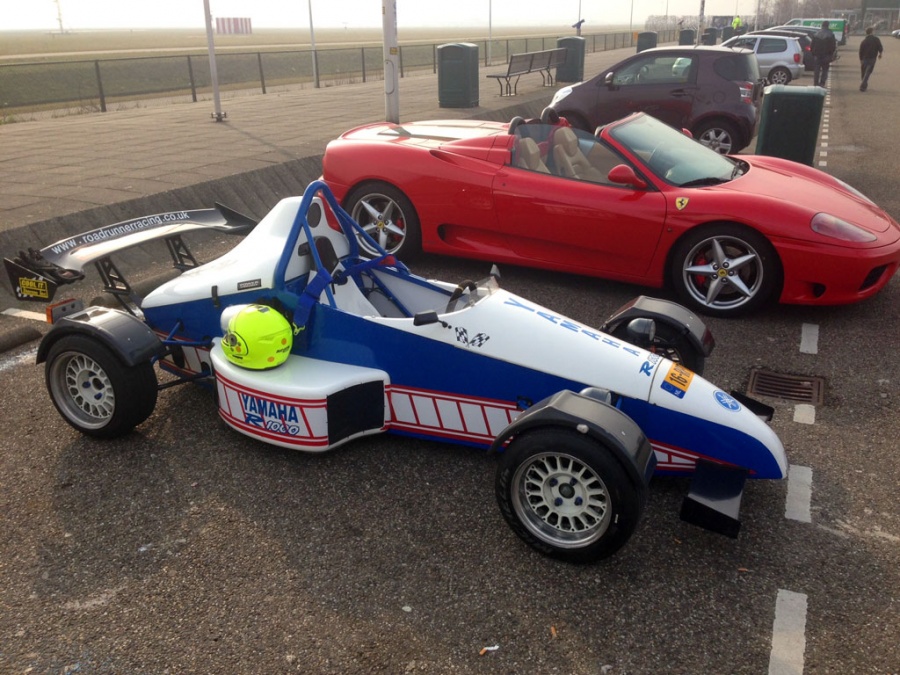 Name:  foto.jpg
Views: 450
Size:  250.7 KB