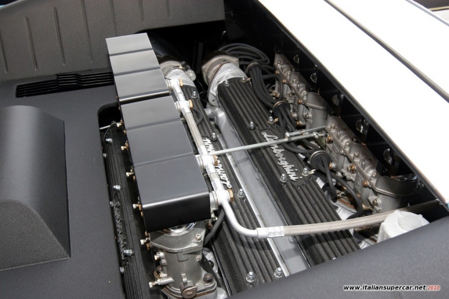 Name:  villa_deste_2010_lamborghini_miura_roadster_010.jpg
Views: 718
Size:  171.2 KB