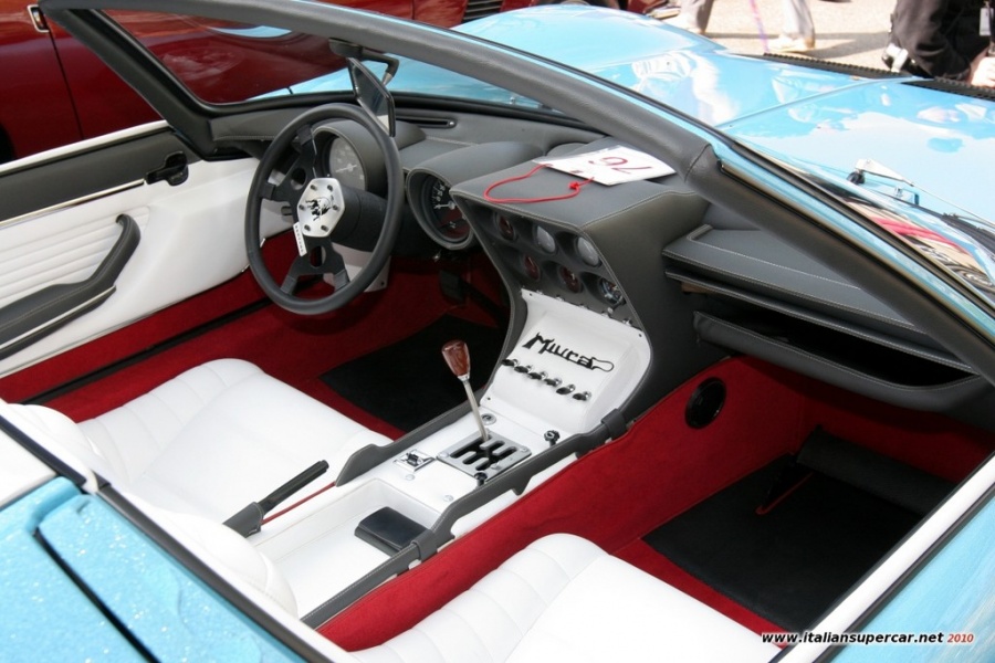 Name:  villa_deste_2010_lamborghini_miura_roadster_009.jpg
Views: 719
Size:  176.3 KB