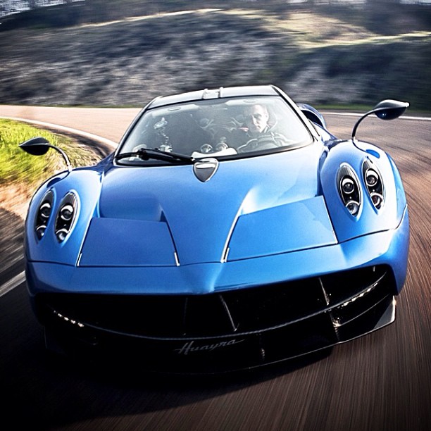 Name:  huayra.jpg
Views: 1442
Size:  96.8 KB