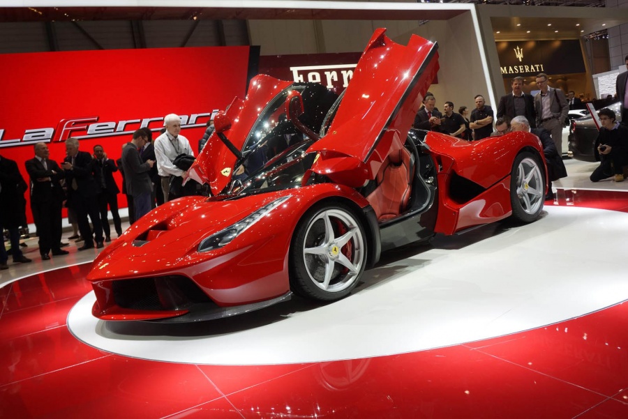 Name:  Ferrari-LaFerrari-live-from-Geneva-11.jpg
Views: 1666
Size:  186.7 KB