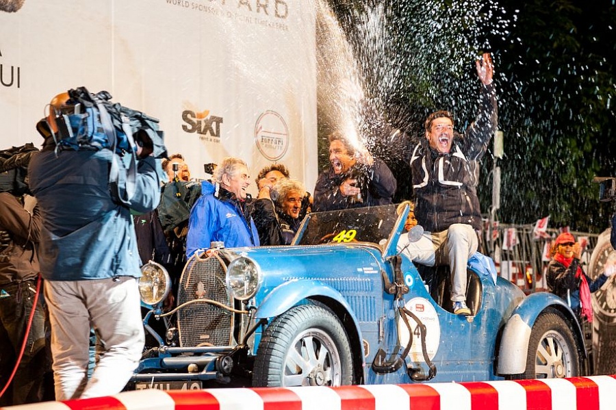 Name:  Bugatti.jpg
Views: 1200
Size:  287.2 KB