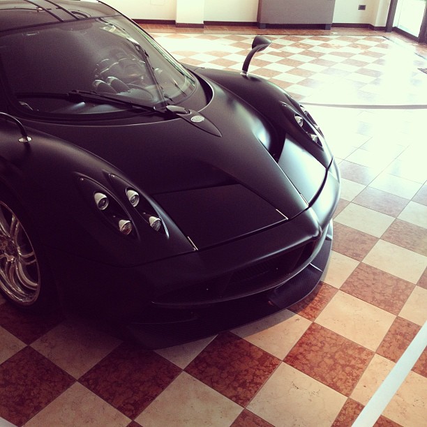 Name:  Black Huayra.jpg
Views: 1203
Size:  90.2 KB