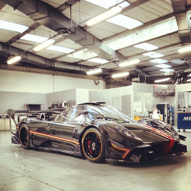 Name:  ZondaREVO.jpg
Views: 1400
Size:  137.7 KB