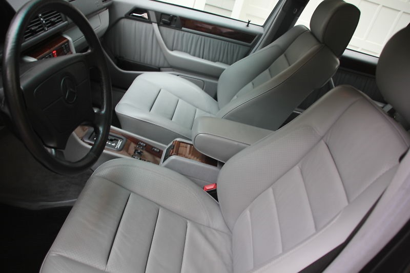 Name:  1992-Mercedes-Benz-500E-33.jpg
Views: 1068
Size:  65.5 KB