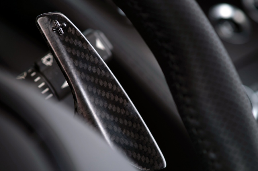 Name:  aston-martin-v12-vantage-s-27.jpg
Views: 1183
Size:  93.6 KB
