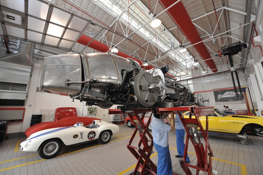 Name:  ferrari-classiche-17.jpg
Views: 759
Size:  244.0 KB