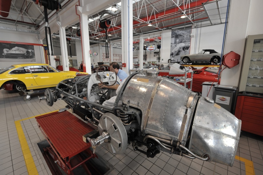 Name:  ferrari-classiche-18.jpg
Views: 684
Size:  227.9 KB