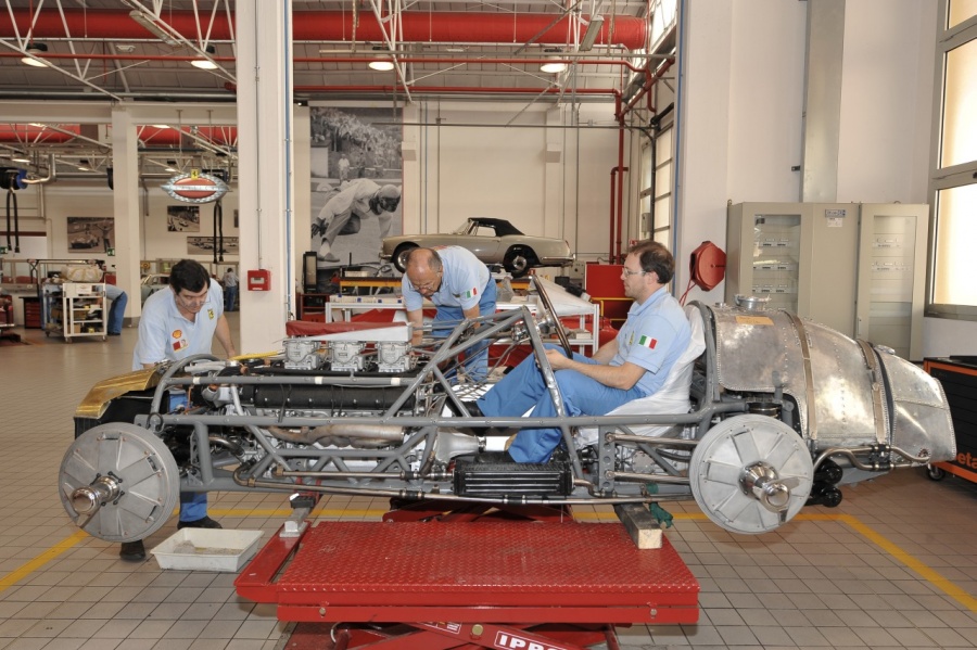 Name:  ferrari-classiche-24.jpg
Views: 673
Size:  222.8 KB