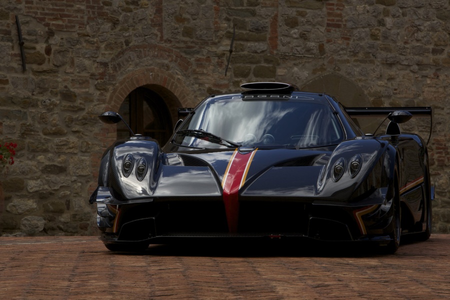 Name:  pagani-zonda-revolucion-13.jpg
Views: 1638
Size:  173.0 KB