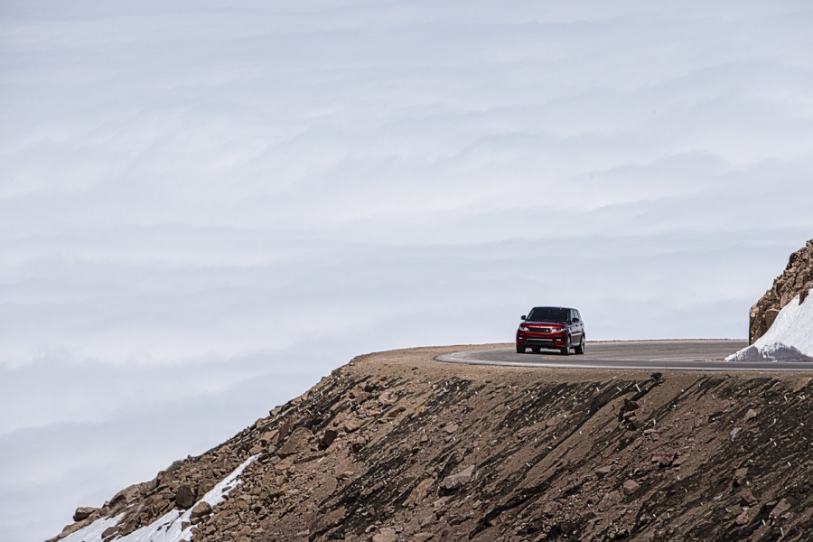 Name:  003-2014-range-rover-sport-pikes-peak.jpg
Views: 1061
Size:  151.4 KB