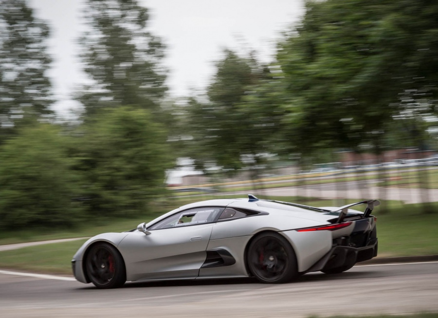 Name:  Jaguar_C-X75-0520.jpg
Views: 1027
Size:  162.8 KB