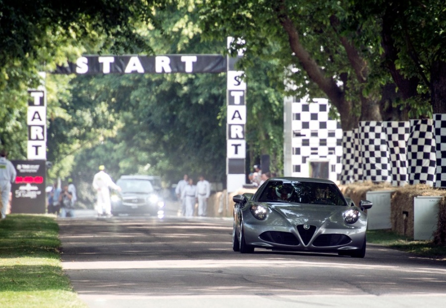 Name:  Alfa_Romeo_at_Goodwood_2013_Festival_of_Speed_-_Alfa_4C_Alfa_Romeo_45070.jpg
Views: 302
Size:  216.1 KB