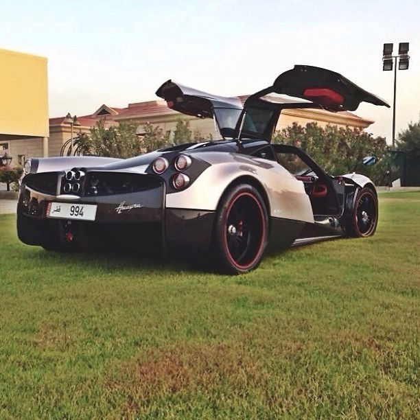 Name:  Huayra at Qatar.jpg
Views: 1432
Size:  102.1 KB