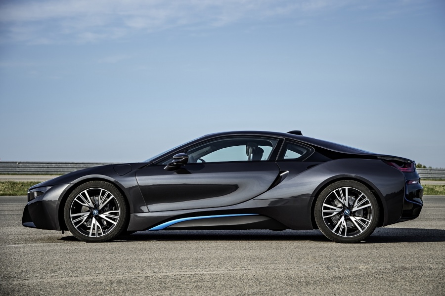 Name:  2014 BMW i8 (15).jpg
Views: 368
Size:  164.4 KB