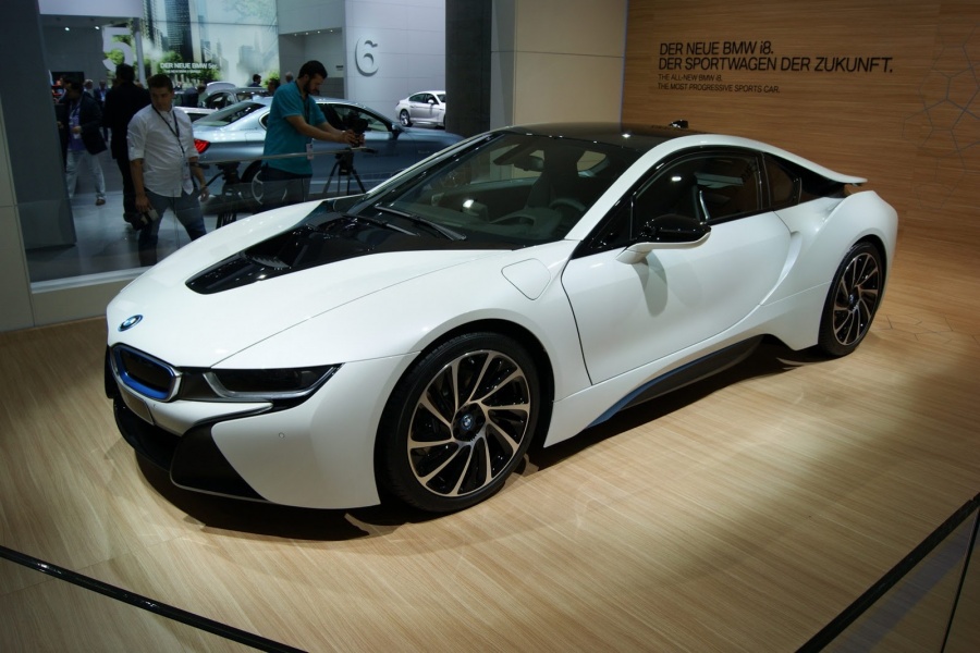 Name:  BMW-i8-2%25255B2%25255D.jpg
Views: 380
Size:  168.3 KB