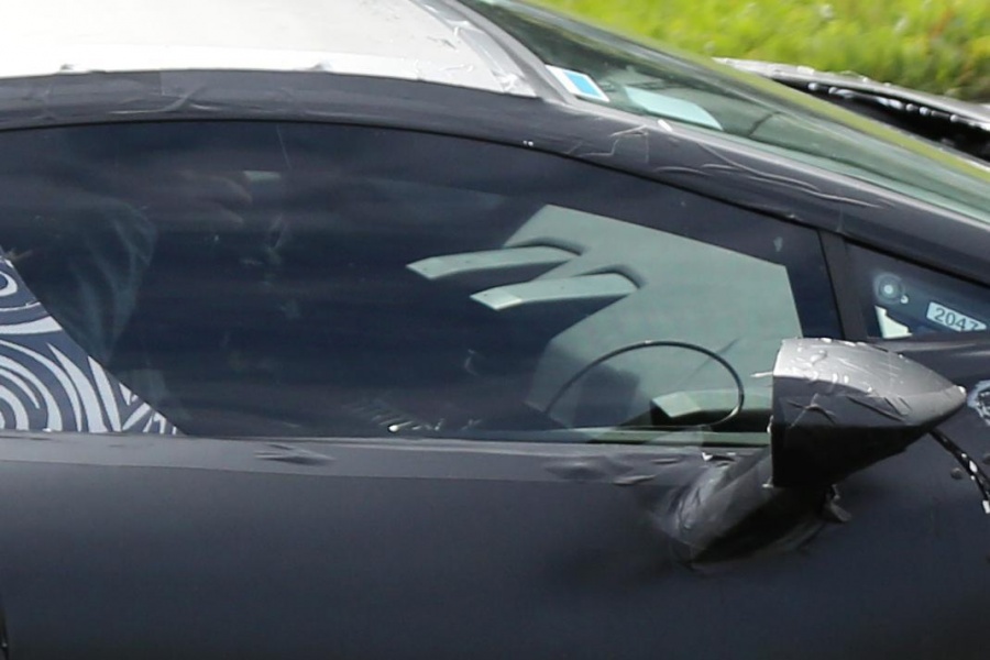 Name:  Lamborghini-Cabrera-Spy-Photos-14.jpg
Views: 875
Size:  112.2 KB