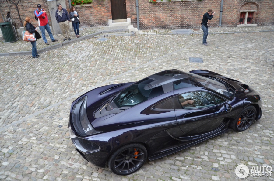 Name:  mclaren-p1-c867109102013193909_3.jpg
Views: 1148
Size:  255.8 KB