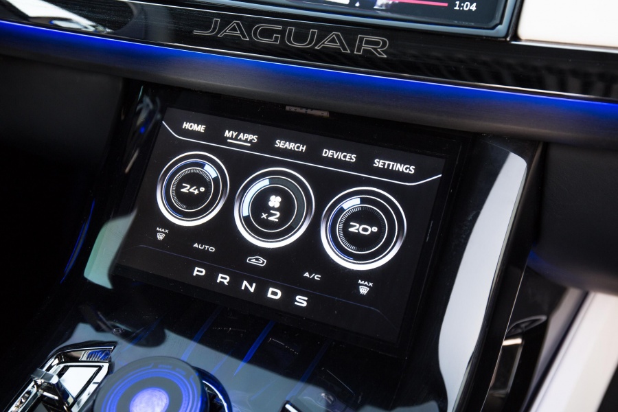 Name:  Jag_C-X17_Dubai_Interior_051113_16 (1).jpg
Views: 525
Size:  164.2 KB