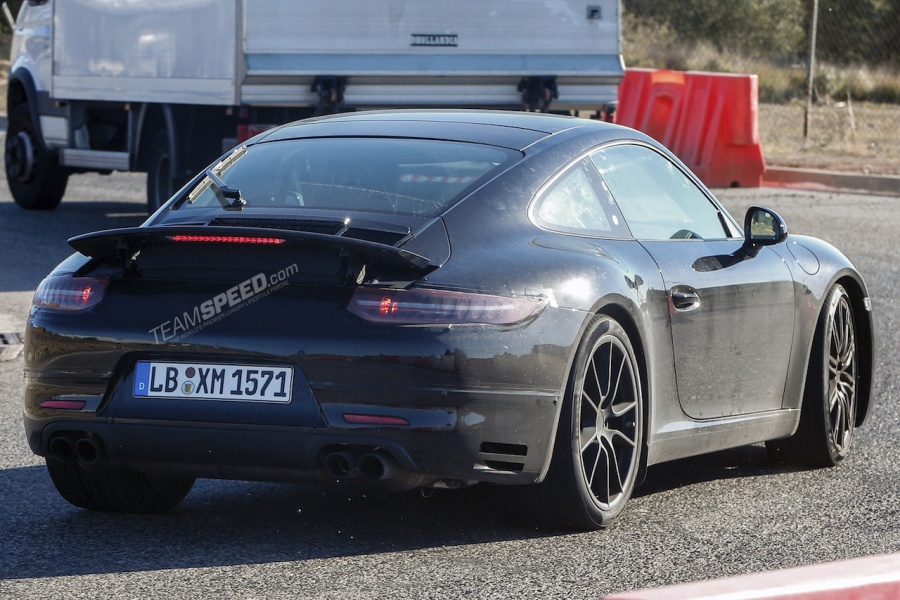 Name:  Porsche 911 Facelift 005.jpg
Views: 2476
Size:  208.5 KB