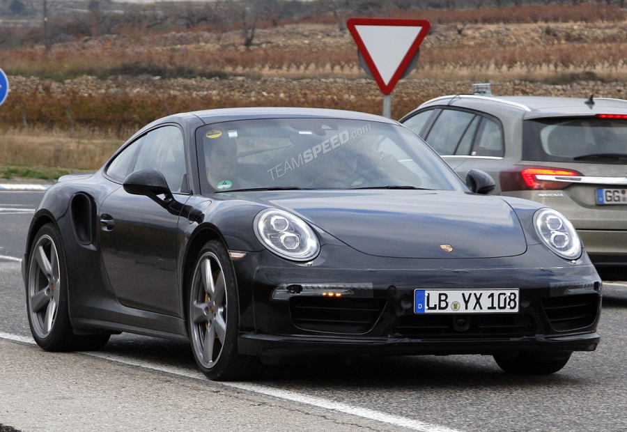 Name:  Porsche 911 Turbo Facelift 1.jpg
Views: 771
Size:  218.4 KB