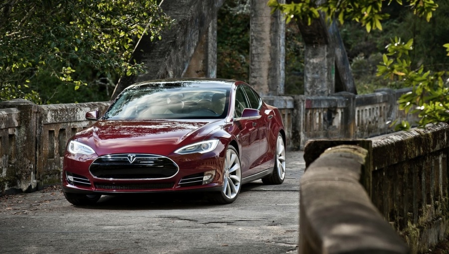 Name:  Tesla-Model_S_2013_1280x960_wallpaper_05.jpg
Views: 364
Size:  218.6 KB