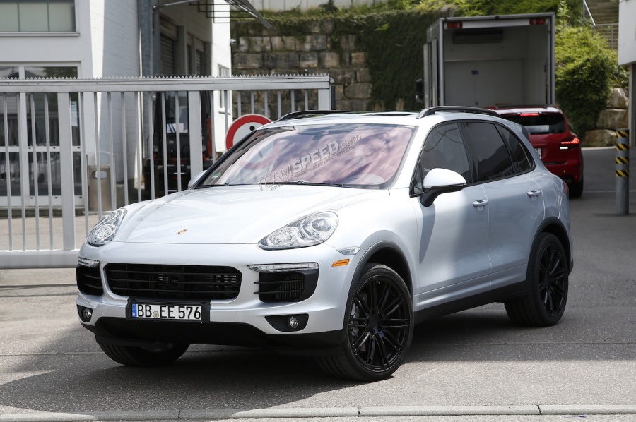 Name:  Porsche Cayenne Facelift 2.jpg
Views: 855
Size:  201.2 KB