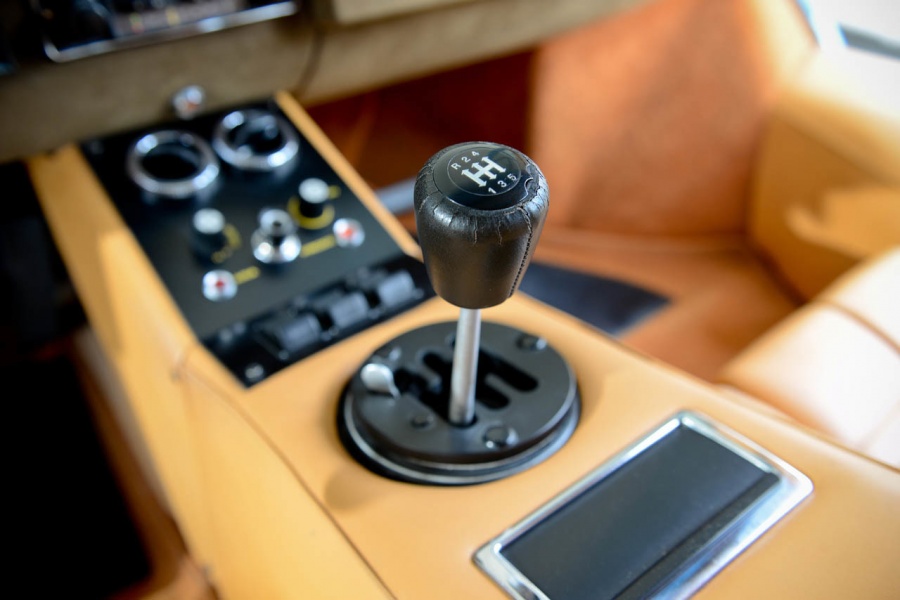 Name:  1975-lamborghini-countach-periscopica-37-1.jpg
Views: 615
Size:  112.4 KB