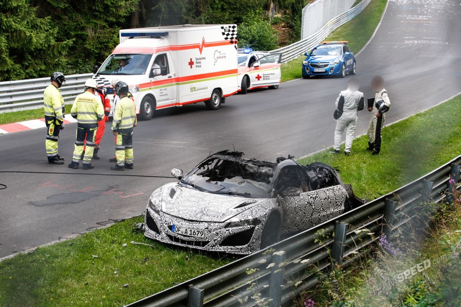 Name:  Honda NSX burnt down 02.jpg
Views: 875
Size:  289.4 KB