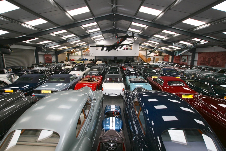 Name:  jlr-james-hull-collection-image-250714-02-1.jpg
Views: 805
Size:  232.1 KB