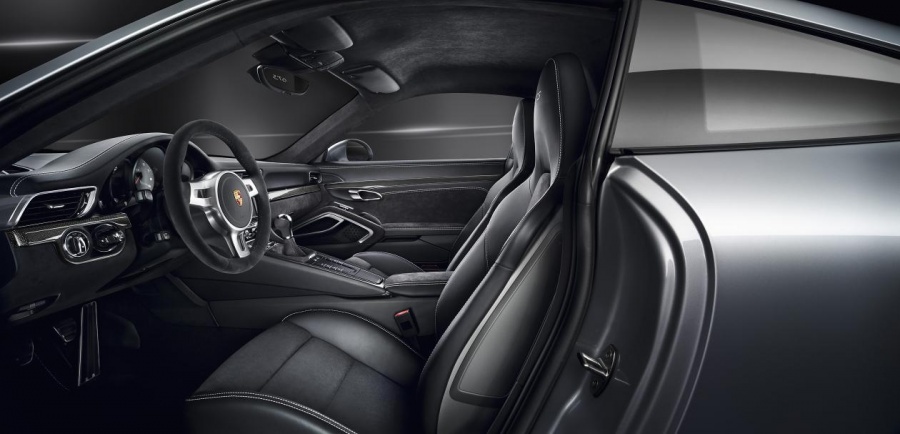 Name:  Embargo_00_01_8_October_2014_Porsche_911_Carrera_GTS_interior.jpg
Views: 1358
Size:  103.9 KB