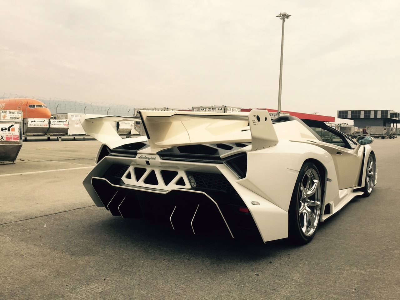 Official: The Lamborghini Veneno has arrived - Page 15 - Teamspeed.com