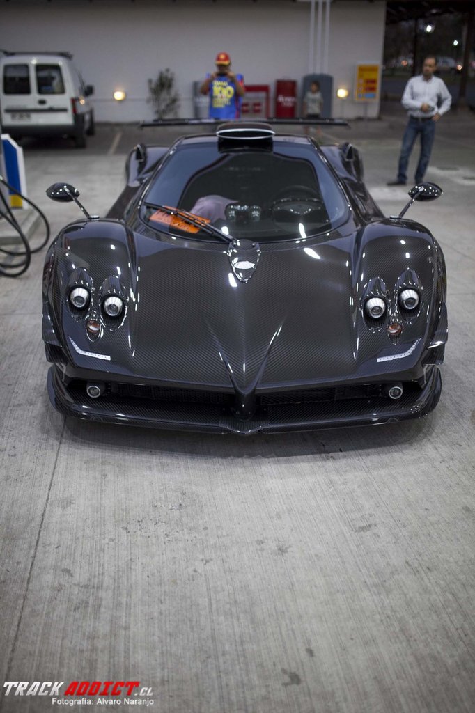 Name:  paganizonda-281_zpstk3c7qlz.jpg
Views: 331
Size:  149.0 KB
