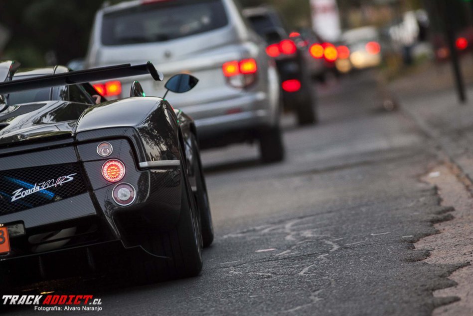 Name:  paganizonda-211_zpsa5mp9c5s.jpg
Views: 343
Size:  122.3 KB