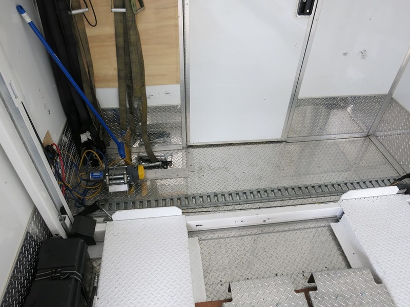 Name:  Loading%20Winch%20with%20E-Track%20Mount_zpse2bdhfwz.jpg
Views: 707
Size:  142.2 KB