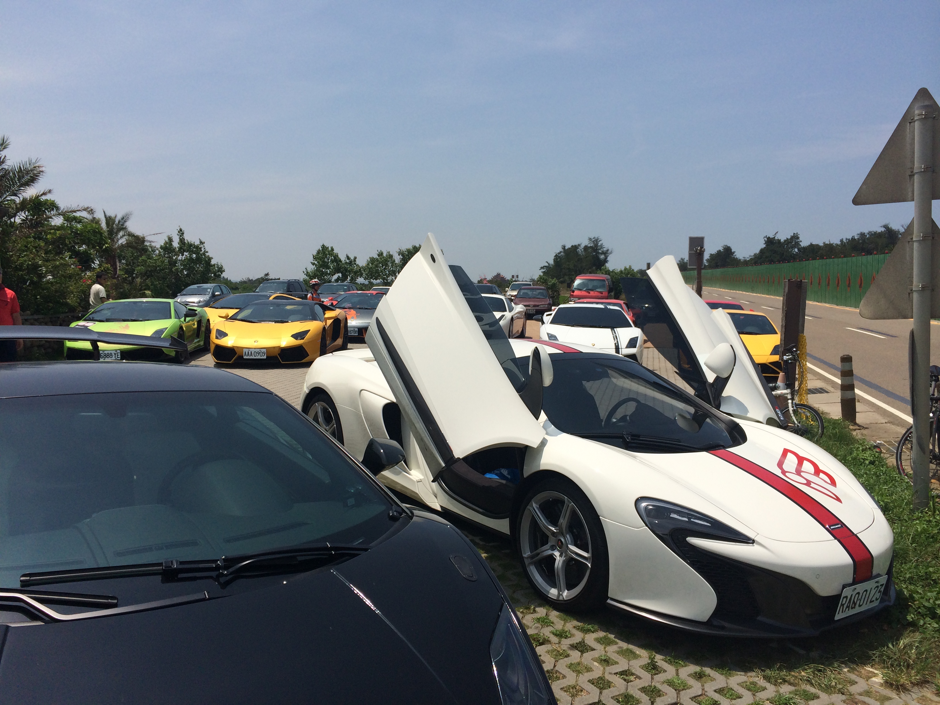 Name:  IMG_0399_zps21f7e30f.jpg
Views: 135
Size:  2.06 MB