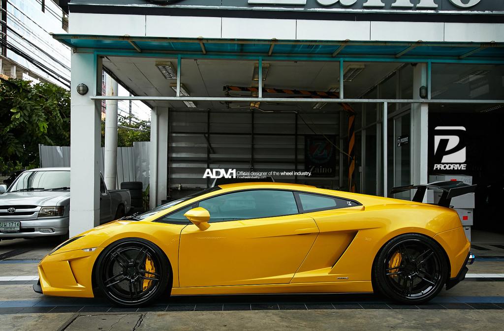 Name:  Lambo_Gallardo_Superleggera_ADV05TSCS_05.jpg
Views: 84
Size:  116.0 KB