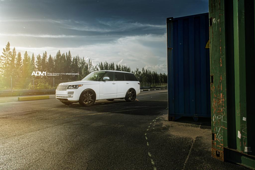 Name:  RR_HSE_ADV6TruckSpecSL_04.jpg
Views: 48
Size:  98.1 KB