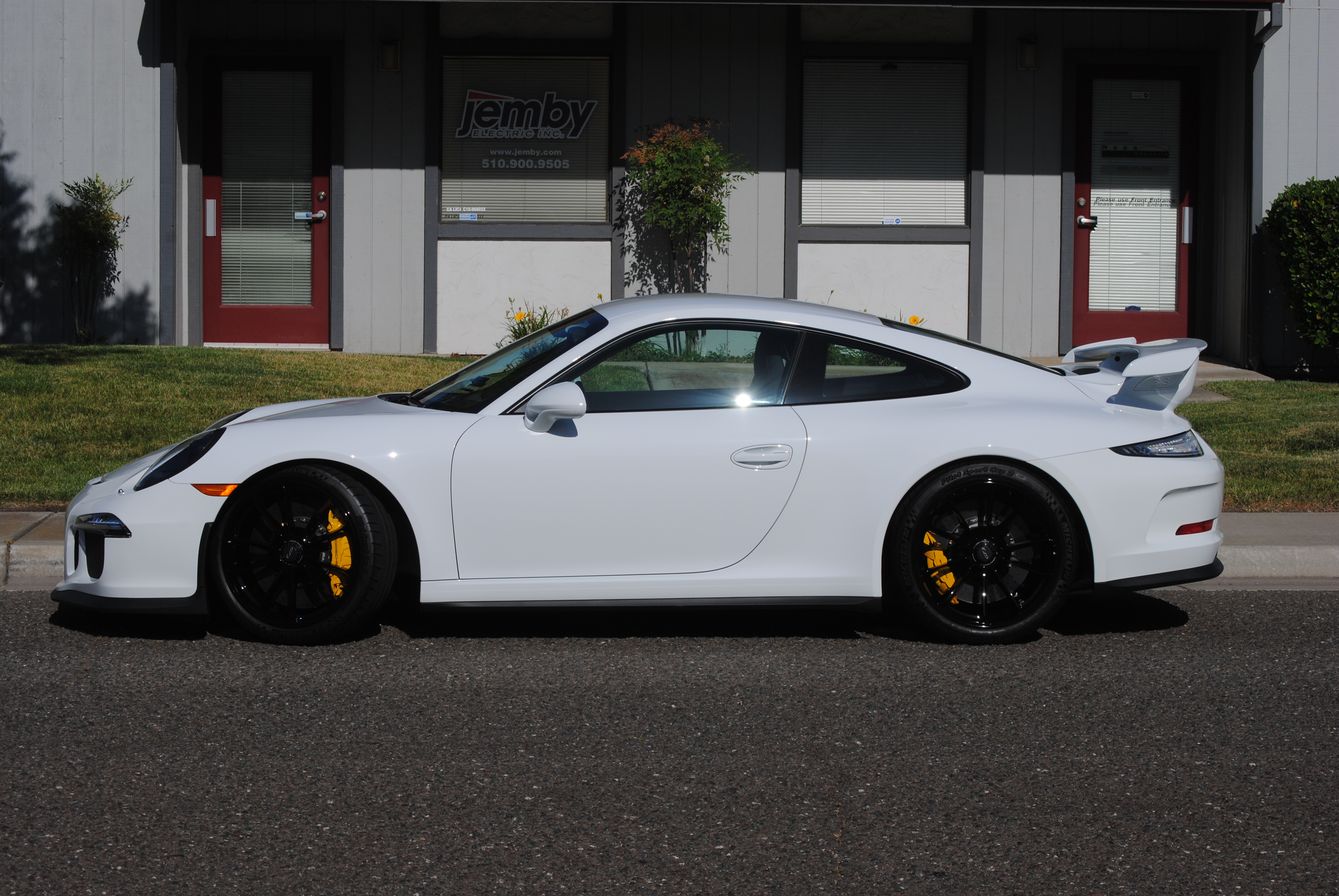 Name: D0312_zps2e007a35.jpg
Views: 173
Size: 4.00 MB