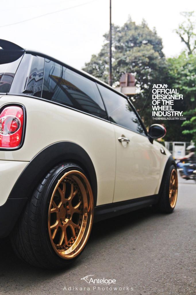 Name: Mini_Cooper_S_ADV7TFSL_10.jpg
Views: 803
Size: 83.5 KB