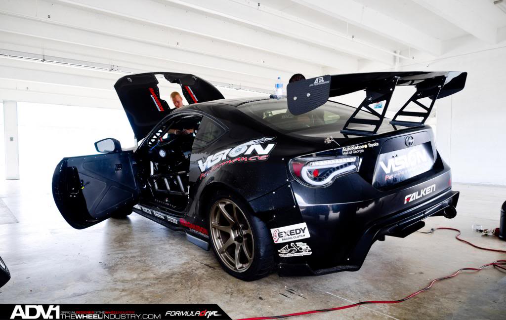 Name:  Formula_D-Homestead_Miami-May-2014_024.jpg
Views: 40
Size:  87.7 KB